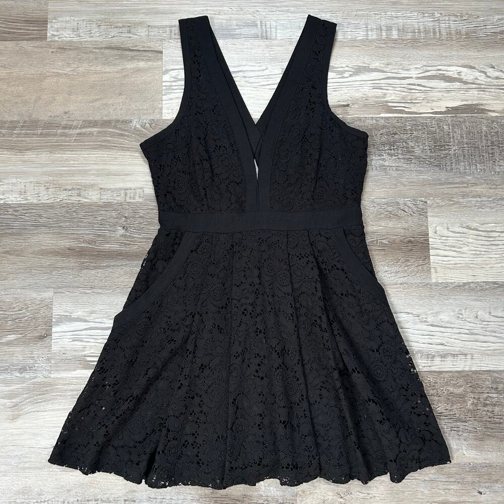 Free People Black Lace Mini Dress with Cutout Back and Sleeveless Fit Small